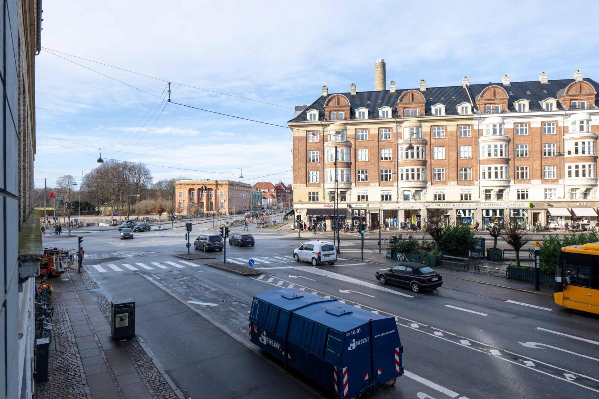 Apartment Lovely By W Bathtub And Balcony Kopenhagen